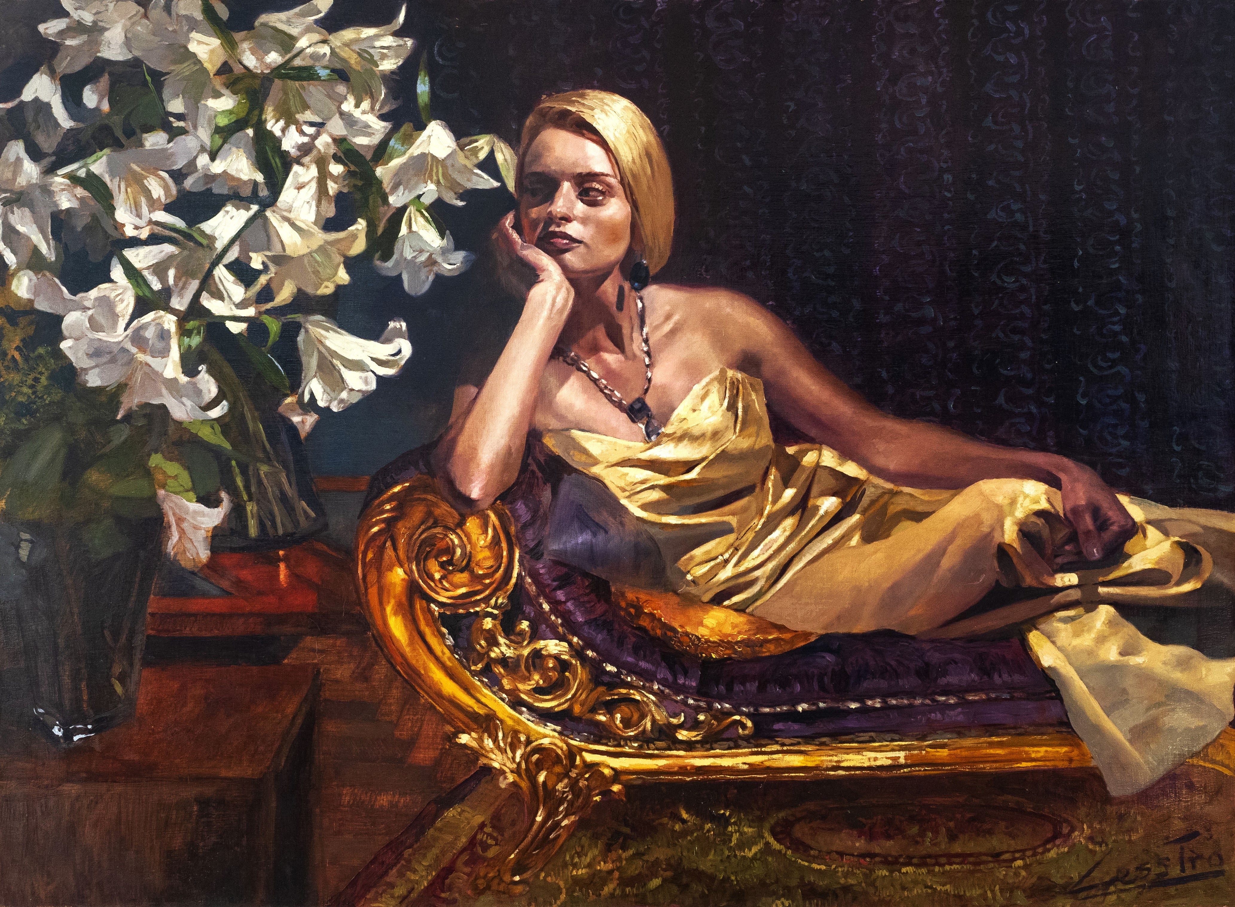 Dominique reclining